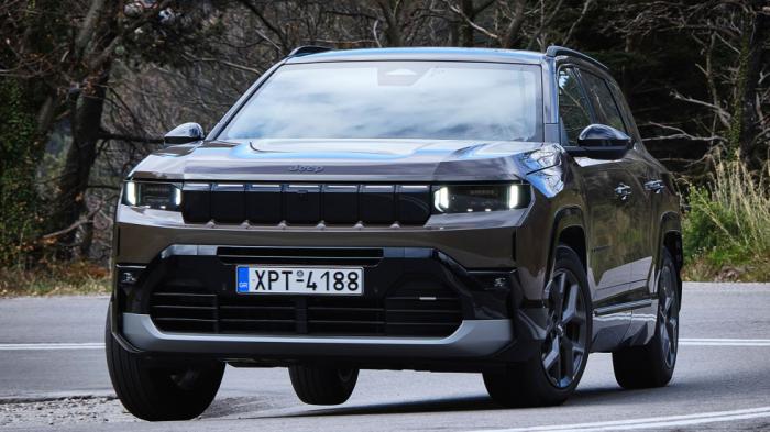 Jeep Compass e-Hybrid: Νέα, χαμηλότερη βασική τιμή στην Ελλάδα